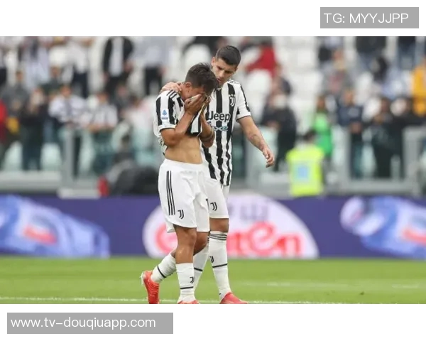 阿隆索感受到全体球员支持与团结共同面对挑战